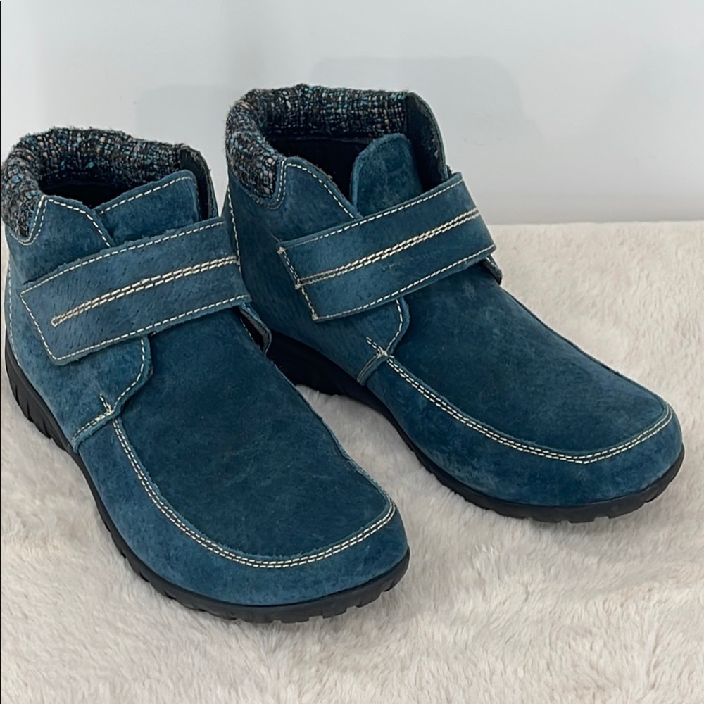 PROPET WOMENS SIZE 6 Blue Casual Boots